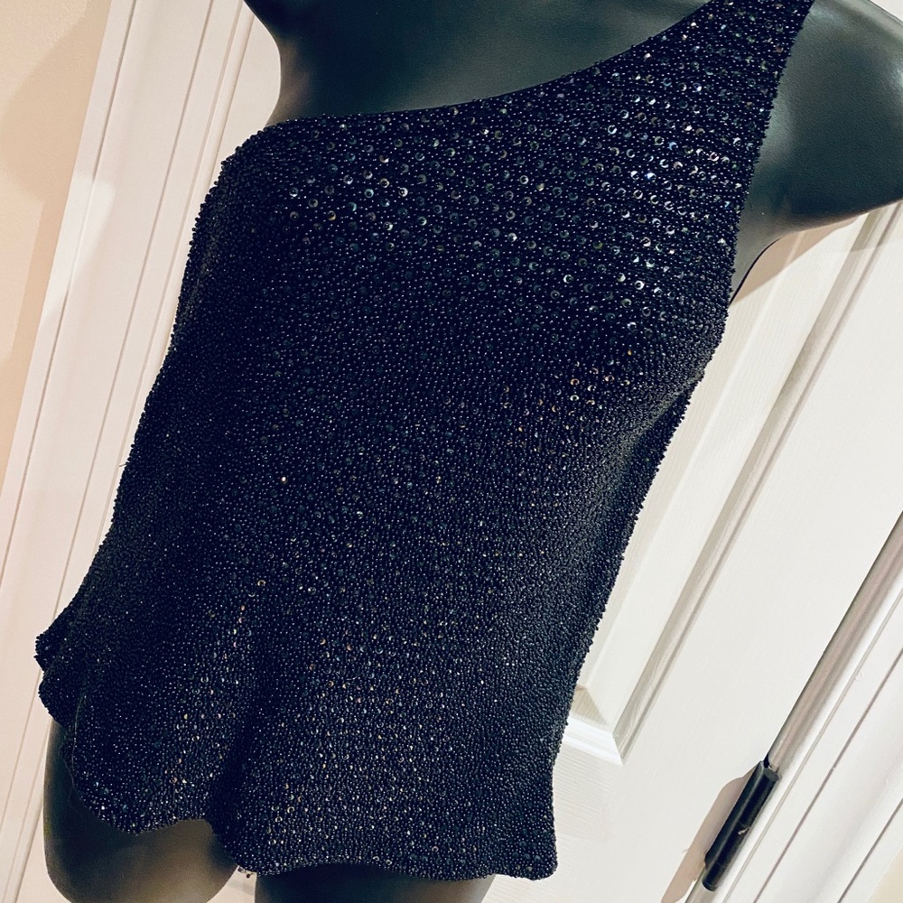 NWOT Carmen Marc Valvo Beaded Off Shoulder Top